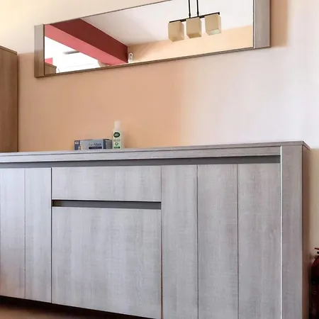 Comfortable In With Balcony And View 81 M² Apartment *